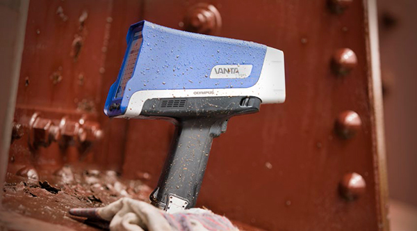 圖2：Vanta XRF分析儀的機身設計，可以用于惡劣的工業條件中。